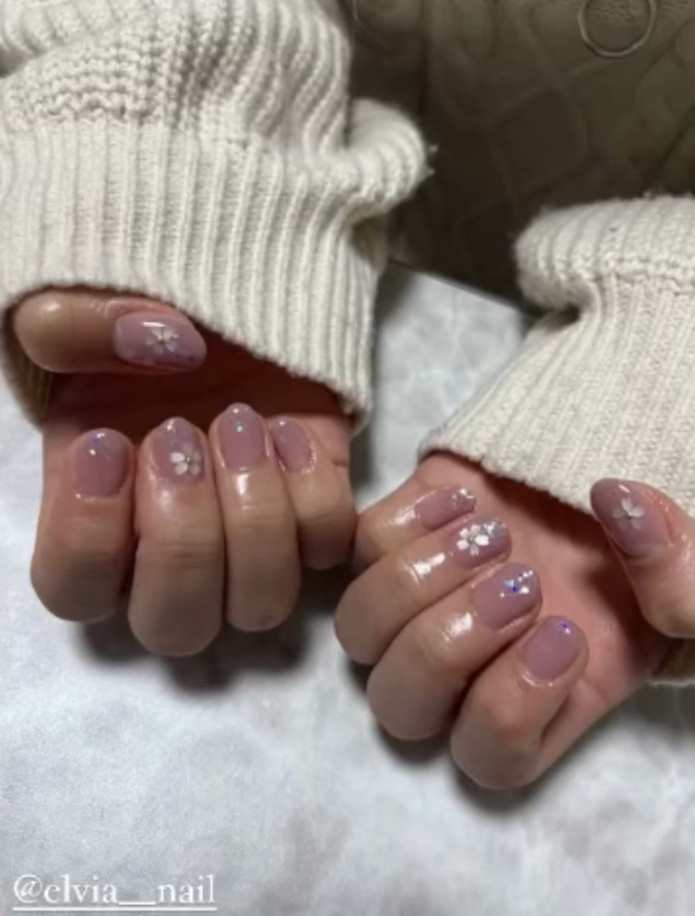高校合格祝いに  ピールオフジェルネイルをプレゼント♥